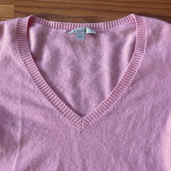 Caslon Light Pink V-Neck 100% Cashmere Long Sleeve Sweater Size Large - Picture 2 of 12